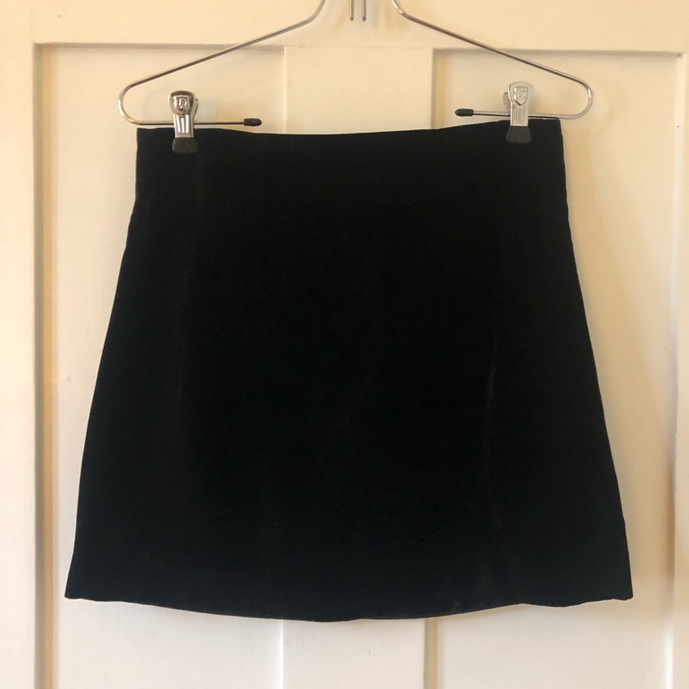 Zara black velvet mini skirt